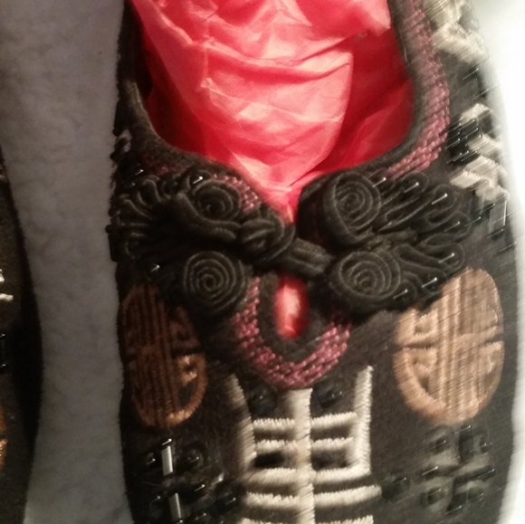 Vintage Clara Barson Asian Design Shoes - Picture 4 of 14